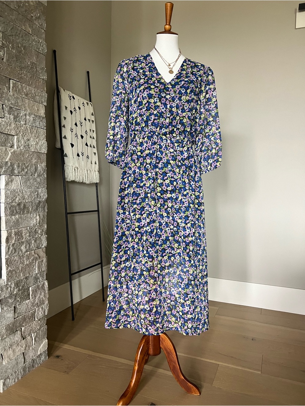 Floral V-Neck Midi Dress
